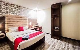 Reddoorz Plus At Paragon Nagoya Hotel Batam